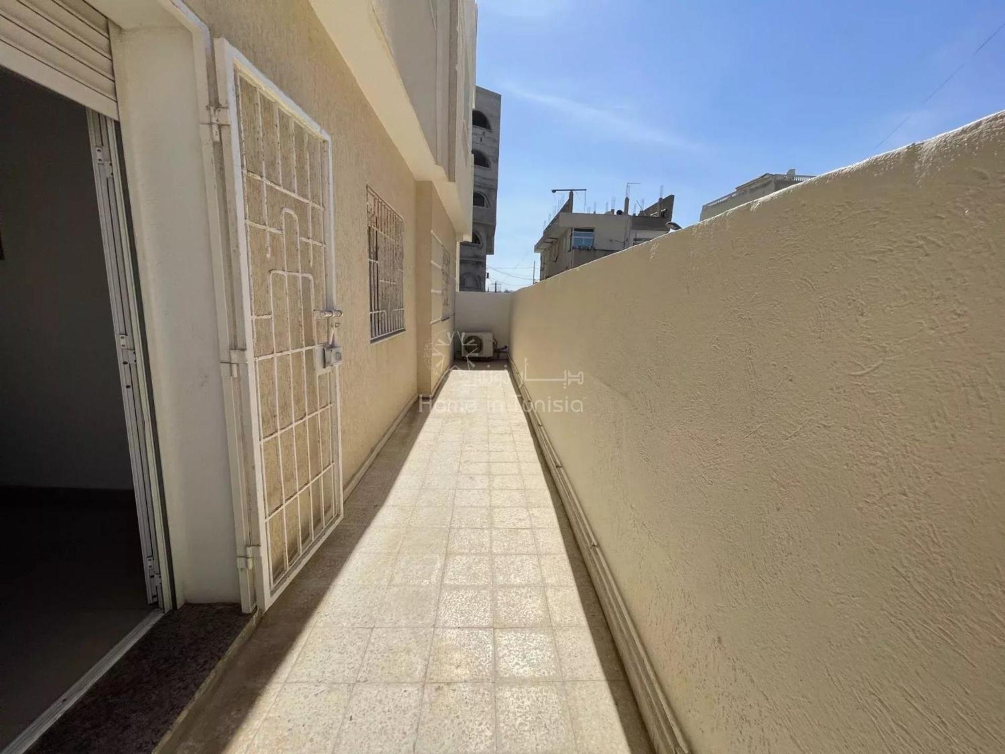 Spacious S3 In A Family Appartement *